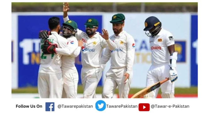 Pakistan players celebrate after taking a wicket during match against Sri Lanka