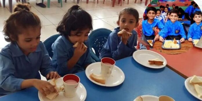 Sindh Starts Student Free Breakfast Program