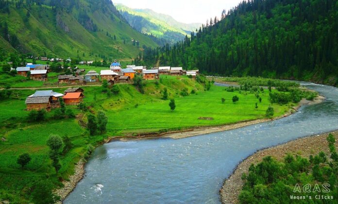 Explore the Enchanting Azad Kashmir: An Overview of Kashmir's Top Tourist Destinations