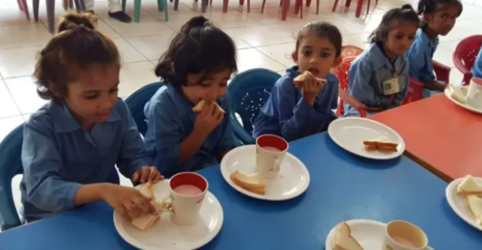 Free Food Program in Public Primary Schools Approved by KP CM