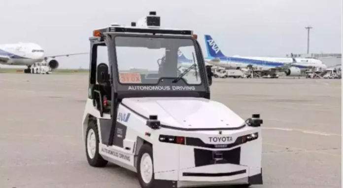 Airports in Tokyo are Testing Autonomous Cargo Vehicles