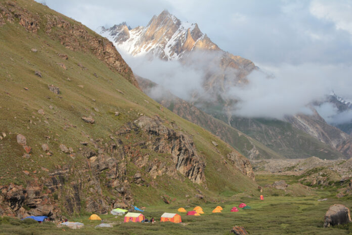 How to Get a Trekking Permit in Pakistan?