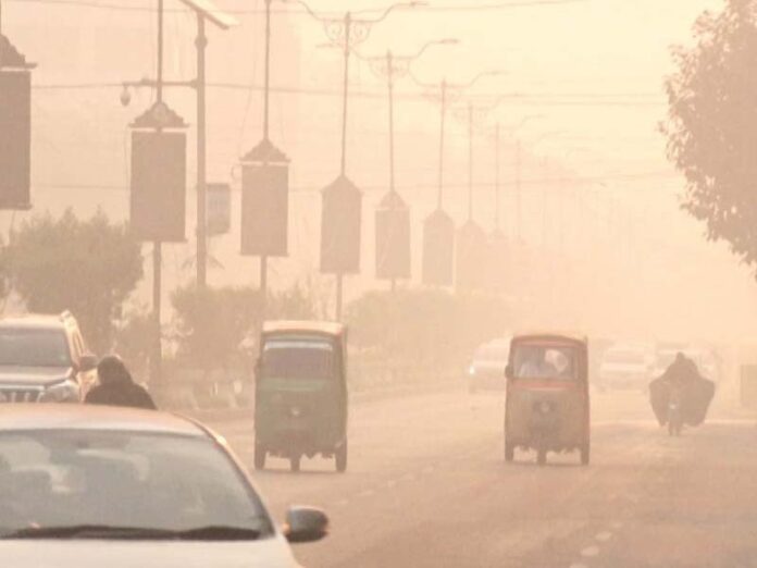 Punjab Government Closes All Schools and Colleges in Four Districts Due to Smog