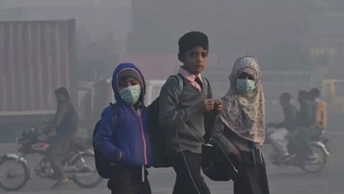 Punjab Government Decided to Close Schools Due to Smog