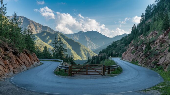 Road Trips in Pakistan: Scenic Routes You Can’t Miss