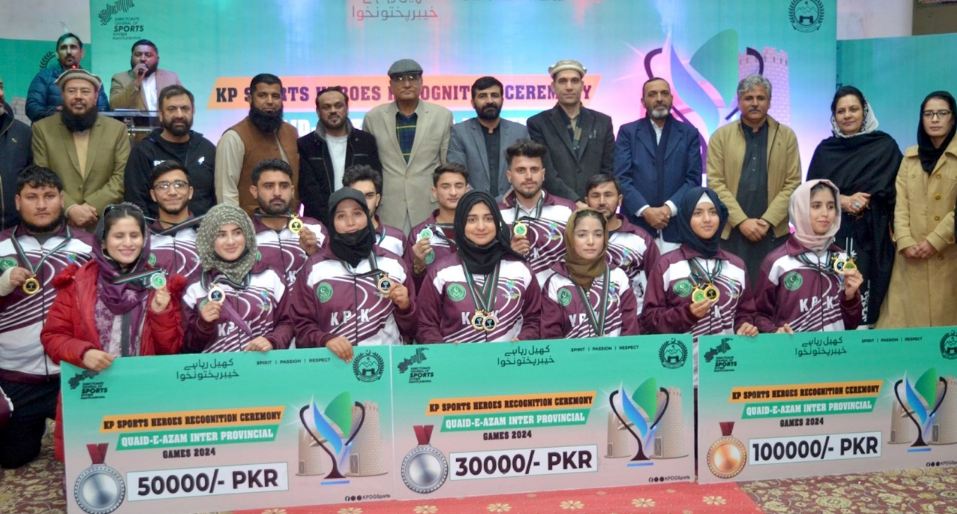 Medals Winning Athletes are the Pride 
of the Province: Syed Fakhar Jihan
