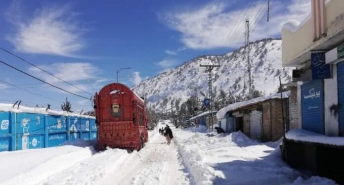 Snowfall In Ziarat: Balochistan's Temperatures Plunge