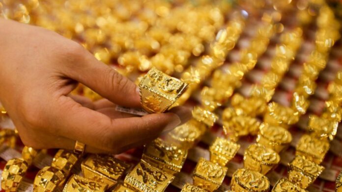 Gold Prices Soar To New Peak