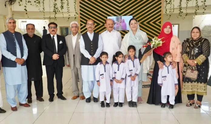 Pakistan's Unwavering Support for Kashmir: Minister of State for Education Visits KORT