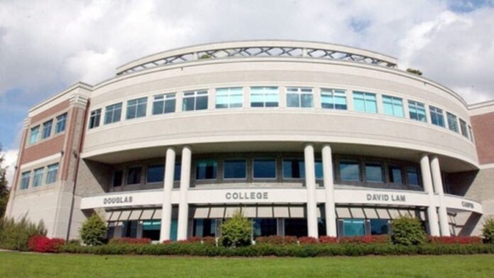 Douglas University Entrance Scholarship in Canada