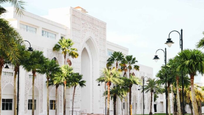 Albukhary International University Scholarships