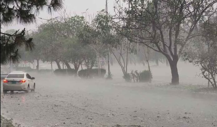 Rain, Hail & Heat: 24-Hour Weather Alert Issued
