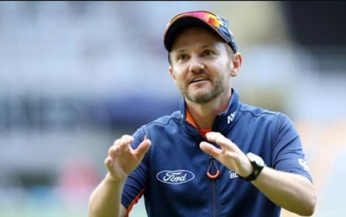 PCB Appoints Mike Hesson as New Head Coach