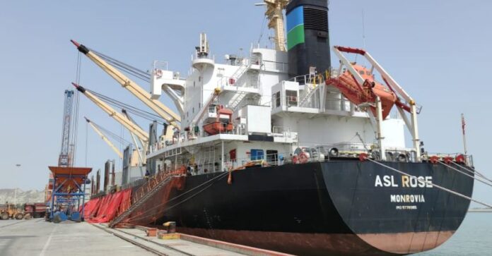 20,000 Tons of Afghan Fertilizer Arrives at Gwadar Port