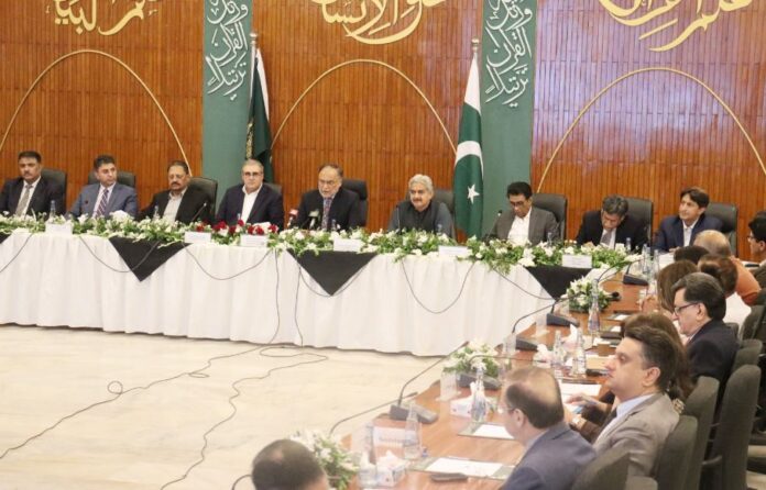 Ahsan Iqbal Vows Modern Rail, World-Class Airline