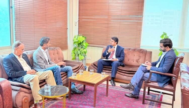 PM’s Commerce Coordinator Backs Digital Product Passport for Textiles