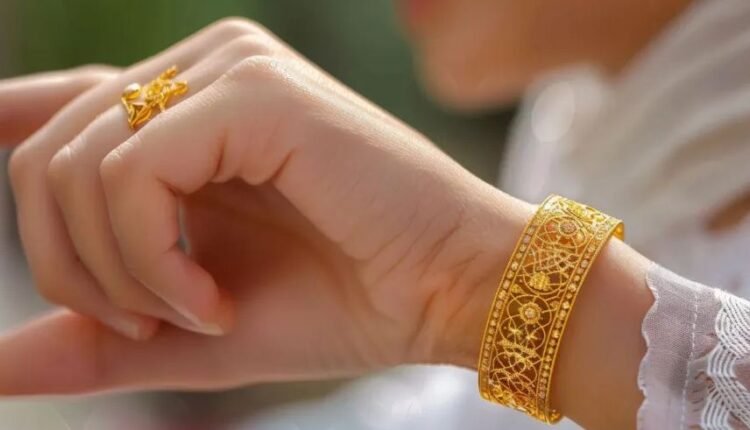 How to Identify Pure Gold?