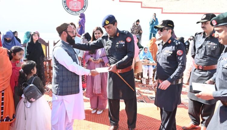 FC Balochistan (North) completes E-Commerce course in Nushki