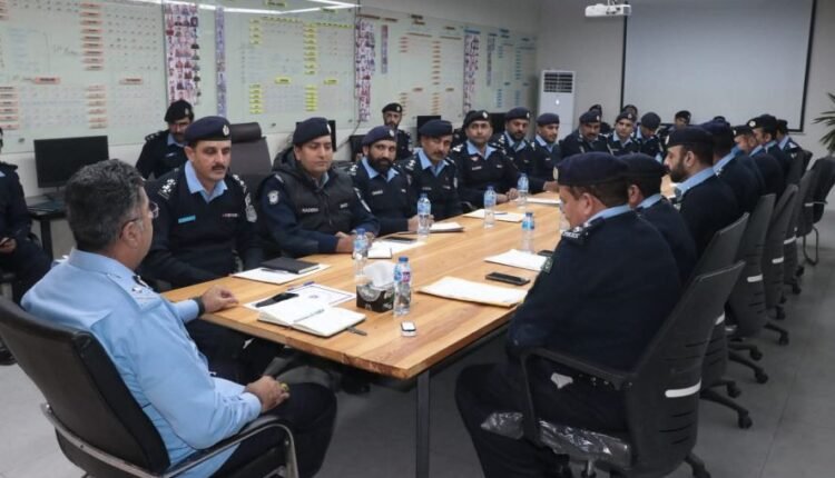 IG Islamabad directs SHOs to prioritize public service