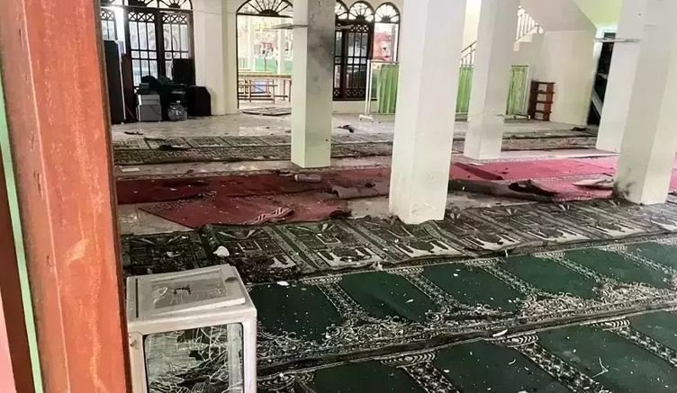 Indonesia: Mosque Explosion During Friday Prayers Injures 54